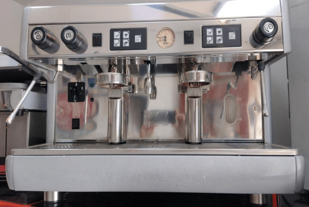 Máquina de Café Espresso Astoria de 2 Grupos (Remanufacturada)